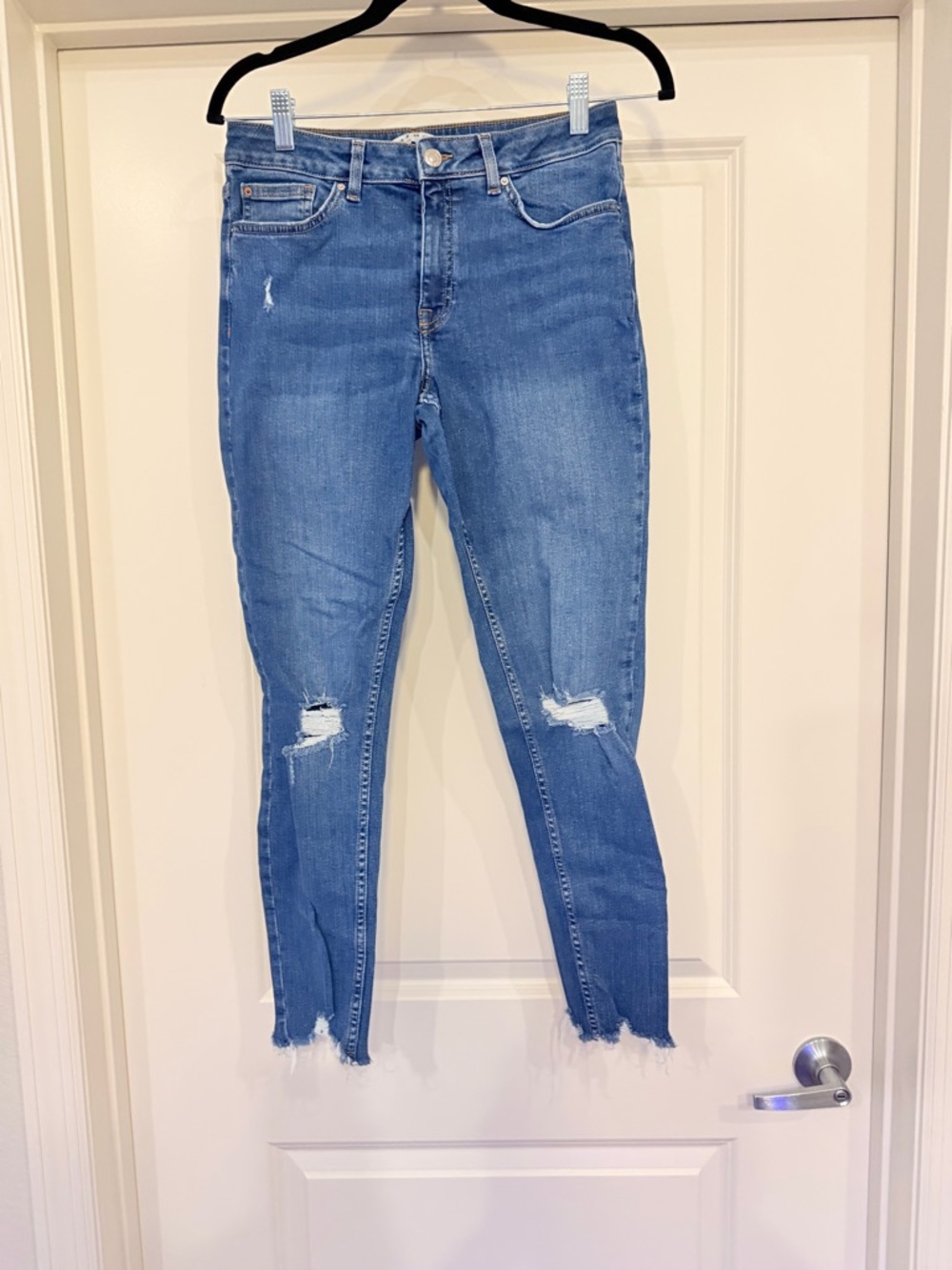 Denim&Co Blue Distressed Skinny Jeans NWOT size 8